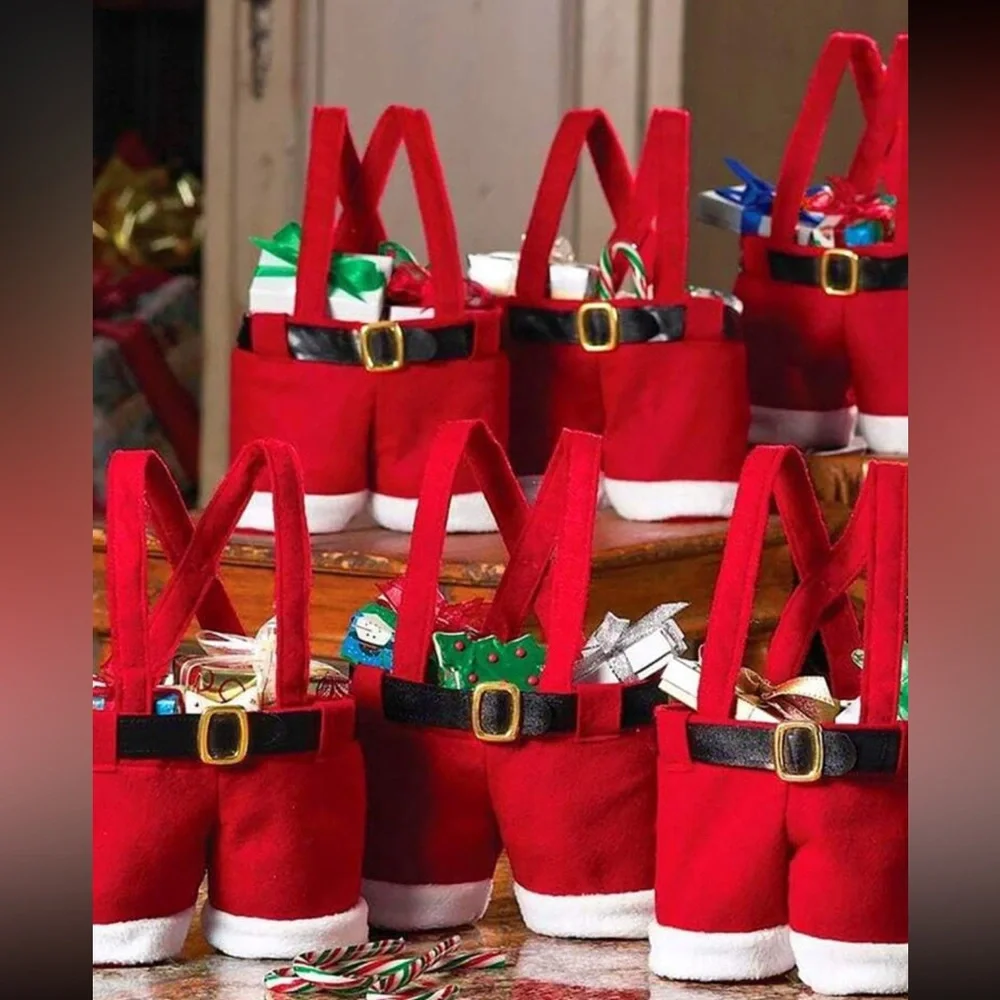 5pc Non-woven Fabric Gift Bags With Red Christmas Pants Design - Picture 1 of 7